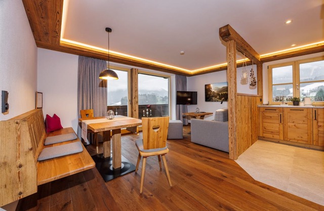 NEW - Kienberg 50 sqm, balcony or terrace, kitchen, 1 bedroom, 1 bed-sitting room, WLAN