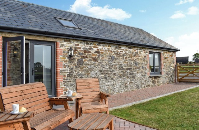 Meadow View - UK50424
