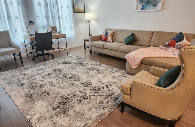 Urban Escape Stylish 1BR Retreat in fabulous Los Angeles