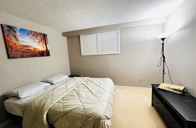 Calm 2bedroom Basement suite near Limeridge Mall, Family-Friendly & Convenient.