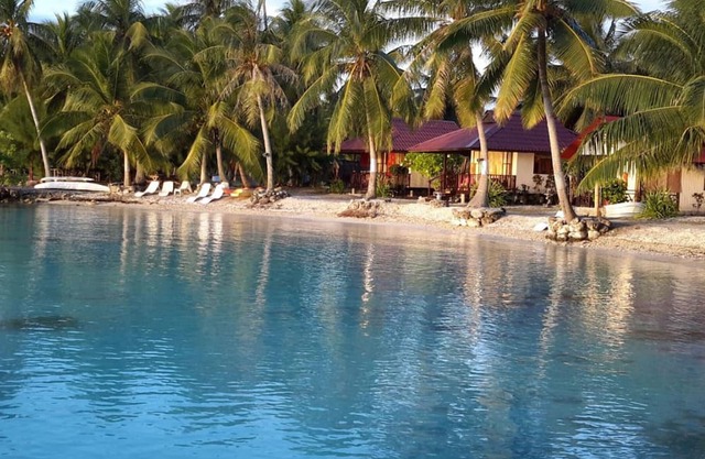 FAKARAVA- Fare Veke Plage double en 1/2 pension