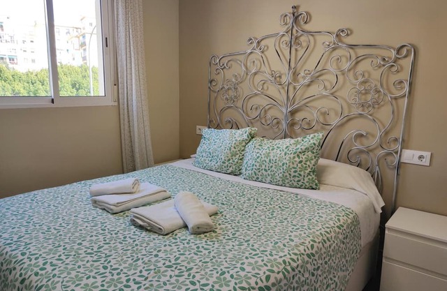 Historic Apartment in Seville with Parking Included