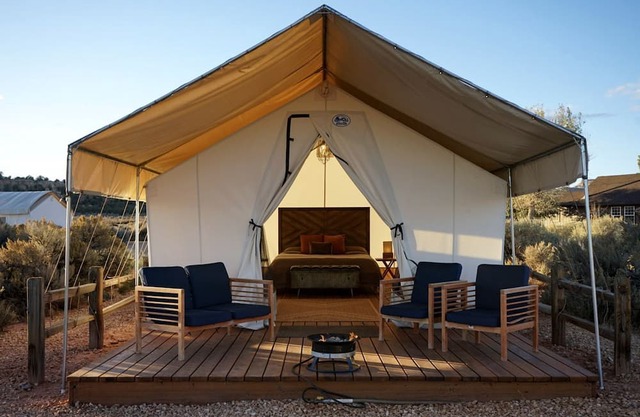 Luxury Camping Alongside the Grand Staircase-Escalante National Monument in Utah