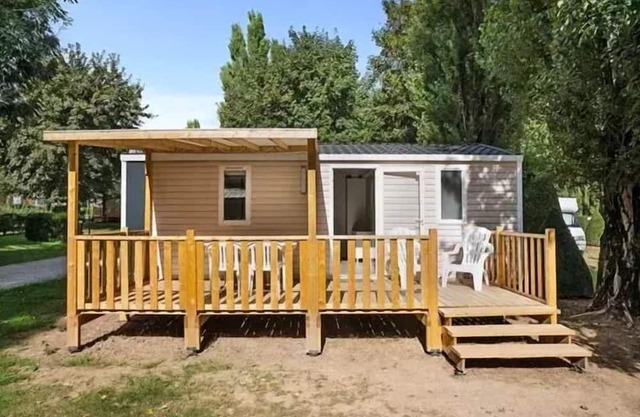 Campsite Le Bois de Pleuven* - Classic XL 4-room mobile home for 6 people