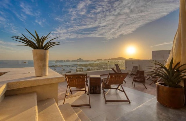 3BD PHouse Land's End Ocean View