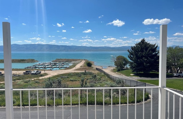 1-Min Walk to Private Beach, Lake Views, Pickleball, Gated Family Getaway!
