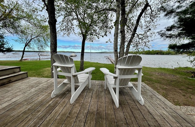 Crooked Lake Cottage