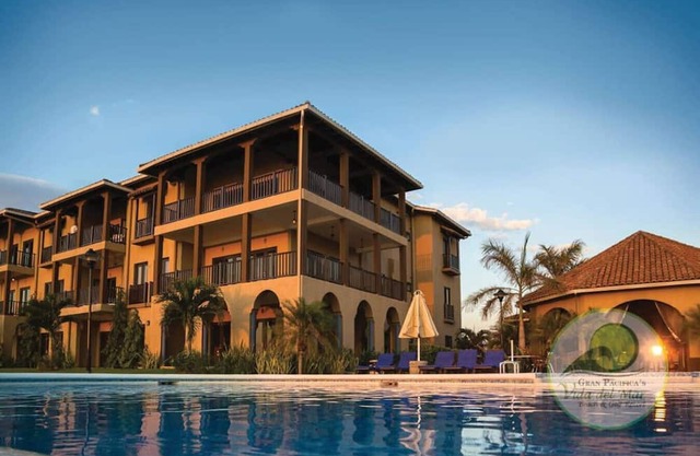 ¡Suite de lujo frente a la playa con capacidad para hasta 6 personas!
