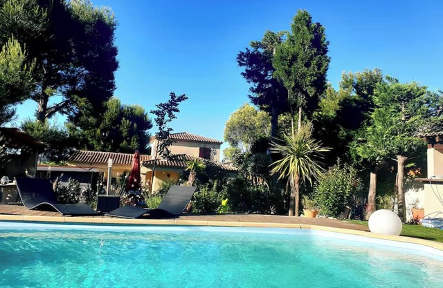 Villa provençale 10 people - Swimming pool 15mn from Aix