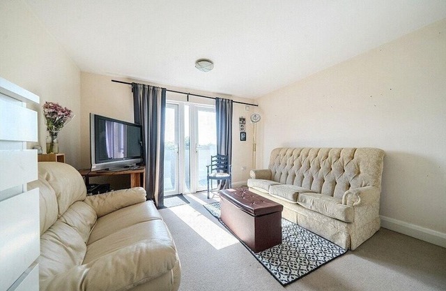 2 bed flat to let in Welling-zone4 and only 25 mins by train to Central London.