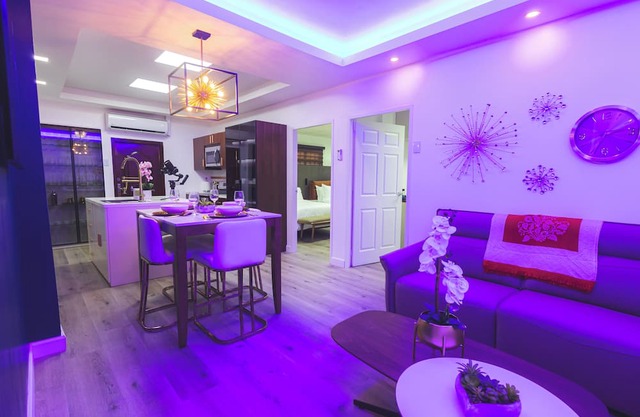 Modern Luxurious 2-bedroom Smart Apartment in Port of Spain with WiFi, AC