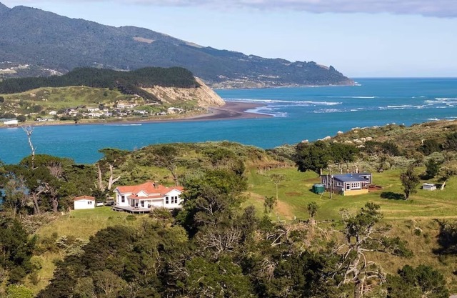 Te Akau - Ultimate comfort, adventure & seclusion