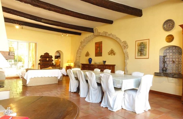 20min from Narbonne Meeting/ Seminar/ Patio