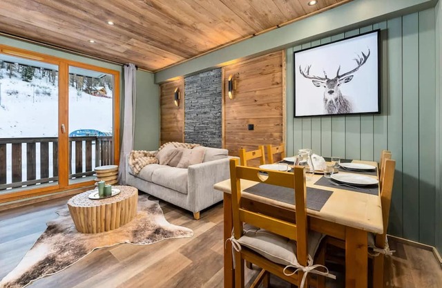Cosy apartment overlooking the slopes