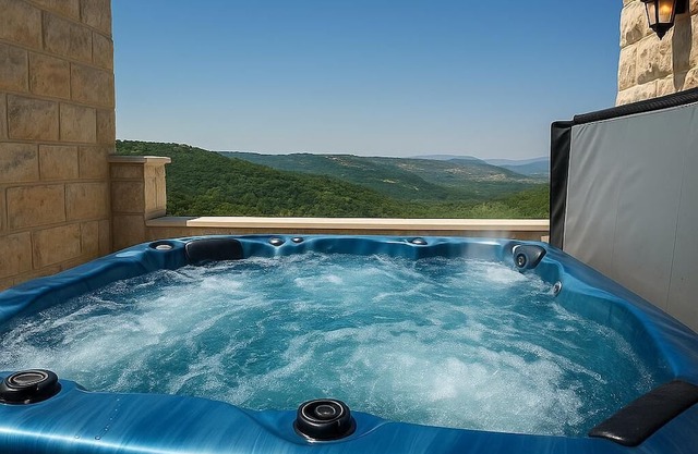 Cliffside Luxury Retreat with Infinity Pool, Jacuzzi & Panoramic Views
