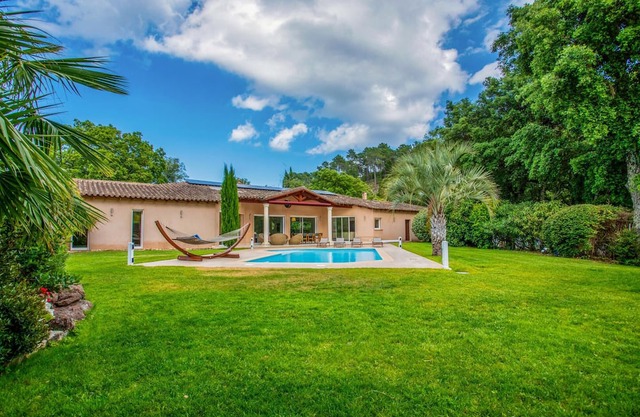Preciosa casa en.
