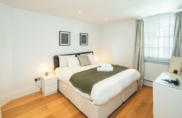 Modern 1-Bed Flat in Central Bloomsbury