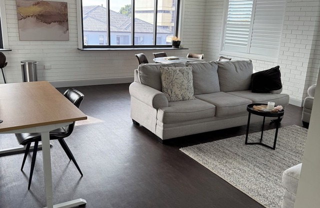 2 bedroom Apartment in CBD- great for business trip/family weekend. sleeps 7