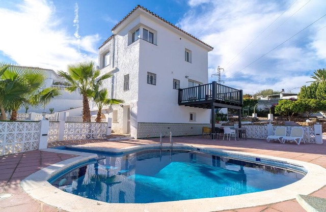 Holiday house Nerja for 1 - 7 persons with 3 bedrooms - Holiday home