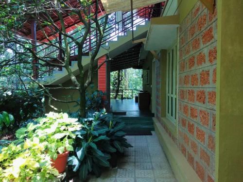 Coffee Bloom Farm House
