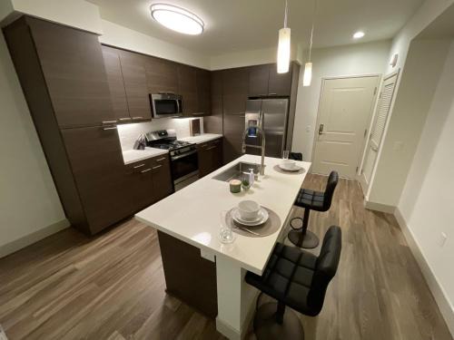High End Lux Condo in Irvine