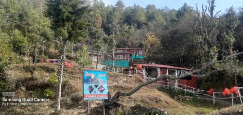 The Green Leaf Himalyan Homestay Kanatal