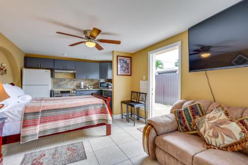 Miami Studio with Smart TV 7 Mi to Surfside Beach!