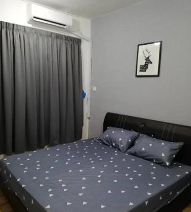 ZiRR Homestay