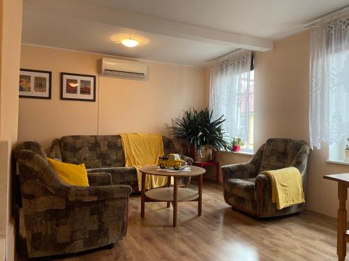 Westhouse Retro