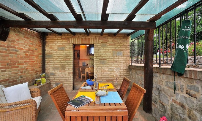 SantʼAngelo in Pontano Casa | Belvilla by OYO Il Rigogolo