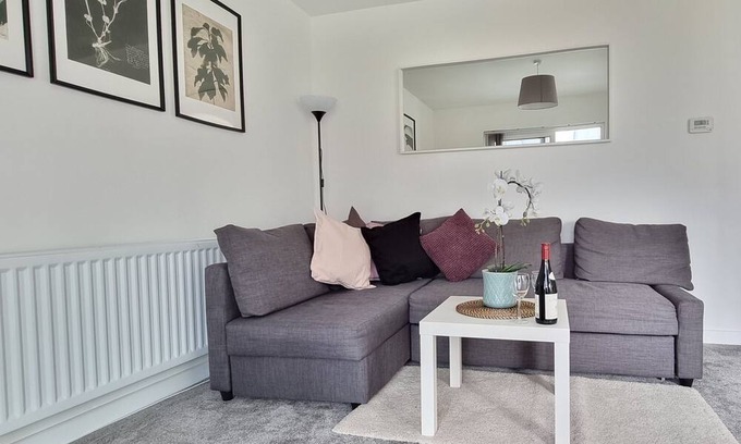 Southampton Apartamento | Juniper Upstairs Apartment Sleeps 9