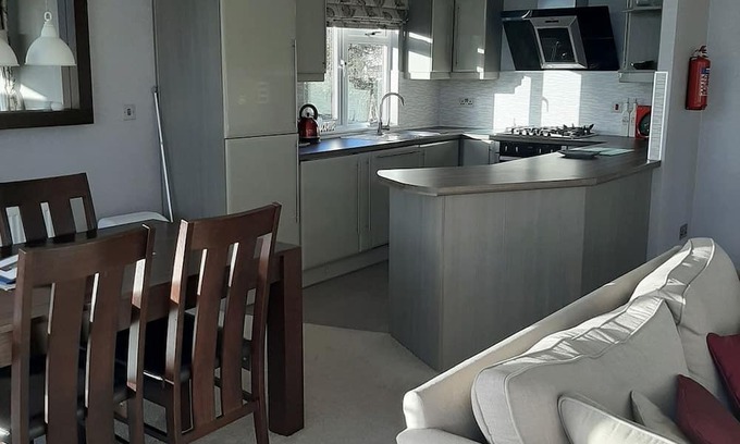 Gisleham Cabina | 2 bedroom accommodation in Lowestoft