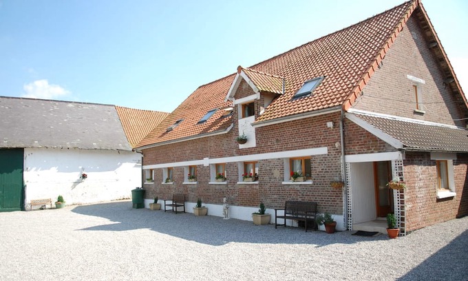 Capelle-les-Hesdin Casa | Accommodation / Gîtes / Spacious