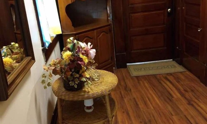 Harrisburg - Hershey Apartamento | High Quality Small Furnished Guestroom. Self contained. No Shares.