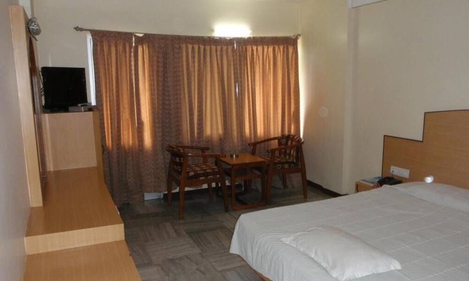 Madurai Casa | Duplex Rooms with Roof top restaurant Stay/Madurai