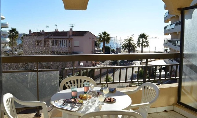 Frejus Plage Apartamento | Apartment Fréjus, studio flat, 4 persons