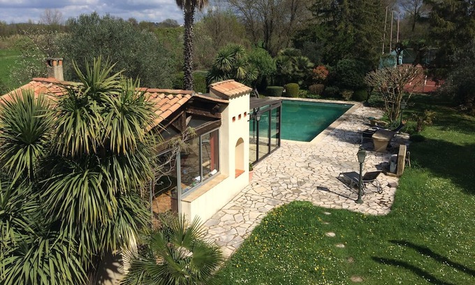 Saint-Christol-Les-Ales Apartamento | gite, tennis pool in St Christol les Alès
