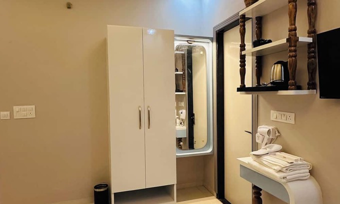 Sikar Casa | Knight Oasis