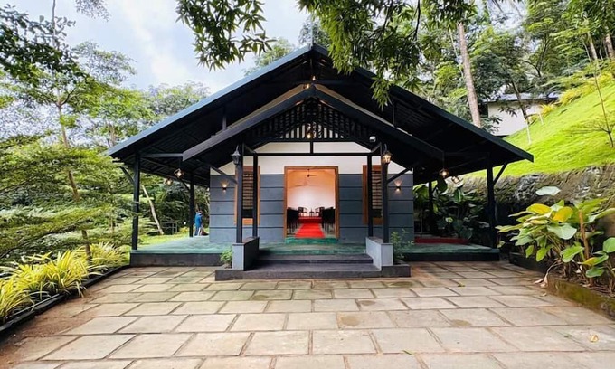 Quilandi Hotel | Vayalada Garden resort