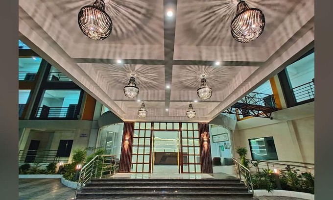 Daman Hotel | Seaface Properties