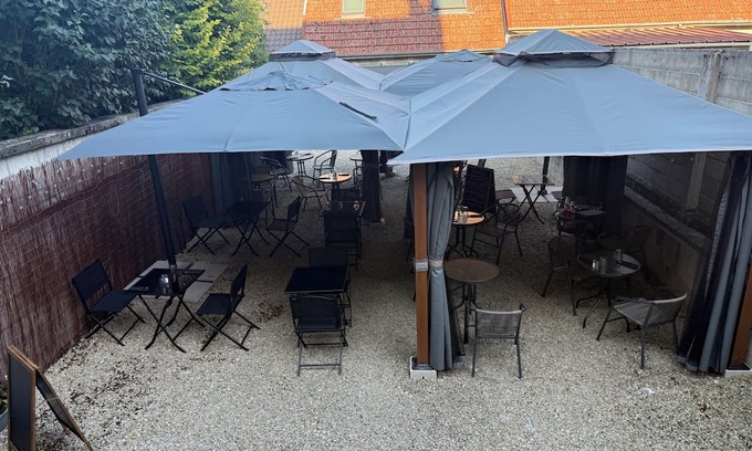 Arcis-sur-Aube Hotel | Hôtel Restaurant Le Pont de l'Aube