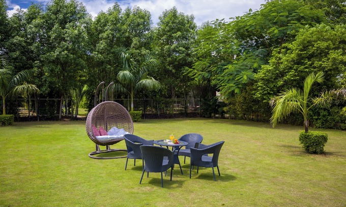 Faridabad Hotel | Raha Farms Pet friendly Resort ELIVAAS