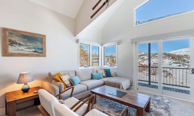 Perisher Valley Complejo | The Stables Resort Perisher - Open All Year