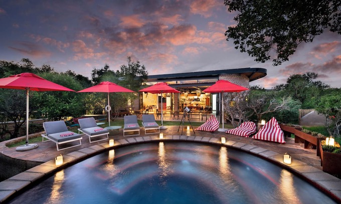 Moses Kotane Cabina | Dzombo Camp