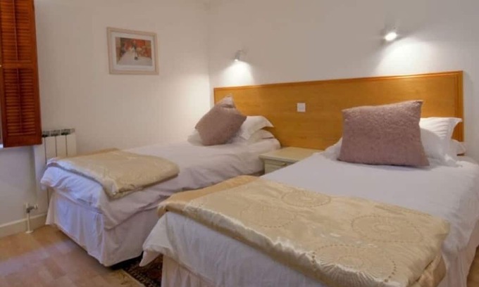 Les Clos Landais Apartamento | Two bedroom apartment situated in the countryside parish of St Pierre du Bois