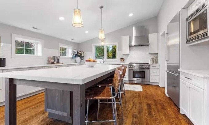 Westport Casa | Spacious 5-bedroom house in Westport