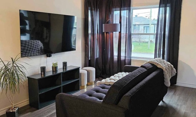 Saint-Elie-dʼOrford Casa | Comfort comes first.