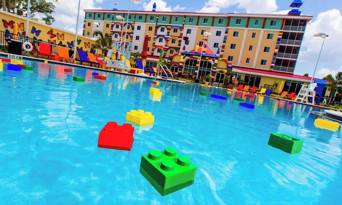 Cypress Gardens Casa | Family Dream Room with Playgrounds Galore | 2 Adventure Theme Rooms w/ Pool