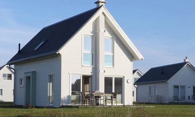 Olpenitz Casa | Flaschenpost - infrared cabin, bathtub, fireplace, terrace, parking lot