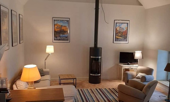 Chambourg-sur-Indre Casa | STAG AND SWAN SET FOR 12